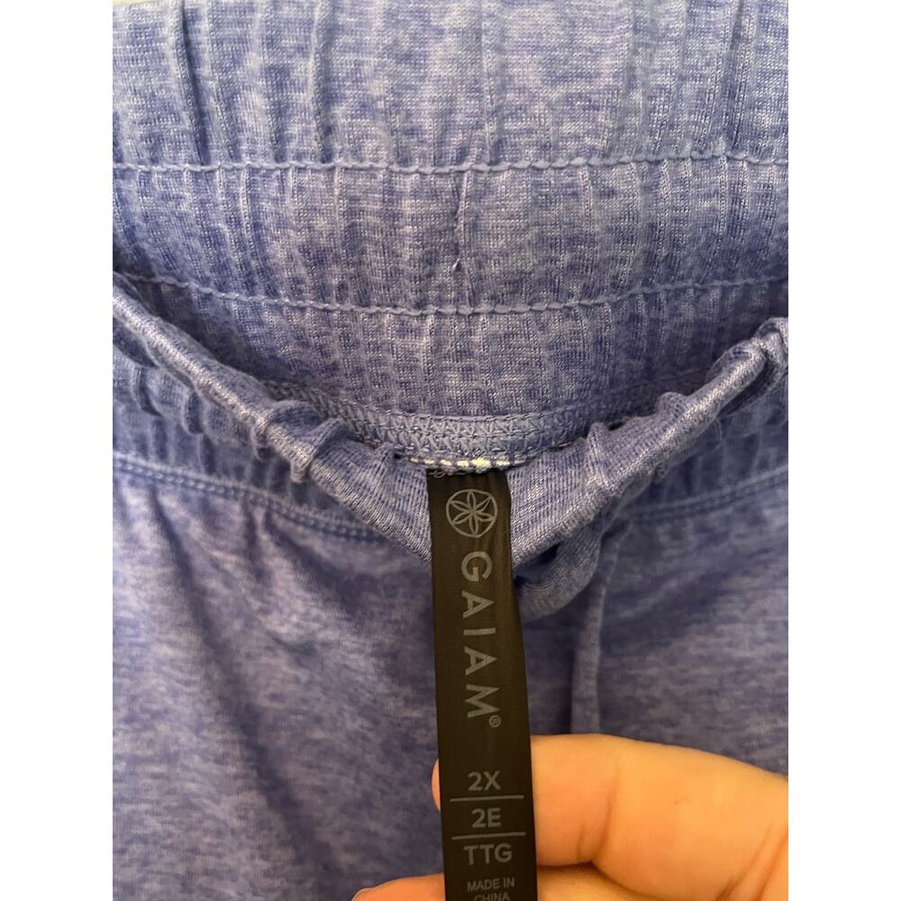 Gaiam Drawstring Skort - Picture 3 of 3